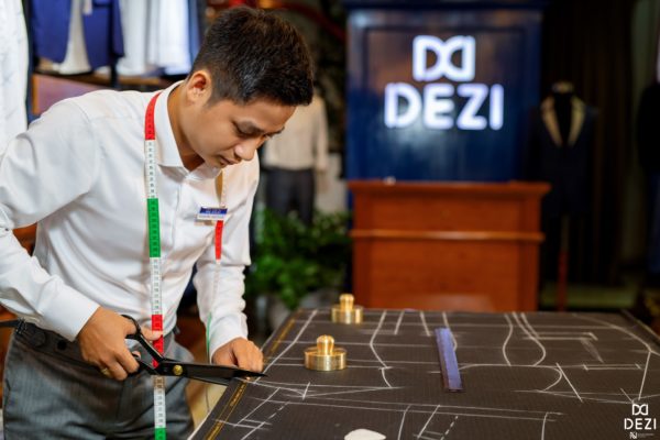 DEZI - Thương hiệu thời trang đình đám bậc nhất Việt Nam