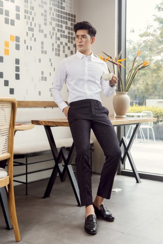 áo sơ mi trắng